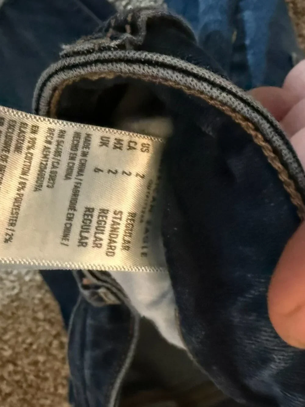 American Eagle Distressed Skinny Jeans Size 2 Reg